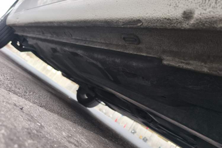 Used Volkswagen Jetta 2013 1.6L Manual Comfort Model Chassis Front Right