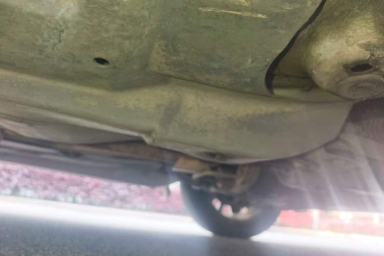 Used Volkswagen Jetta 2013 1.6L Manual Comfort Model Chassis Front Right