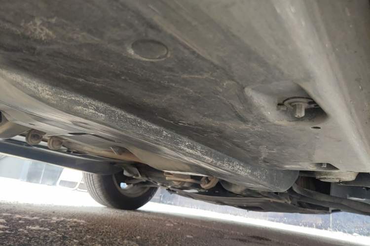 Used Volkswagen Jetta 2013 1.6L Manual Comfort Model Chassis Front Right