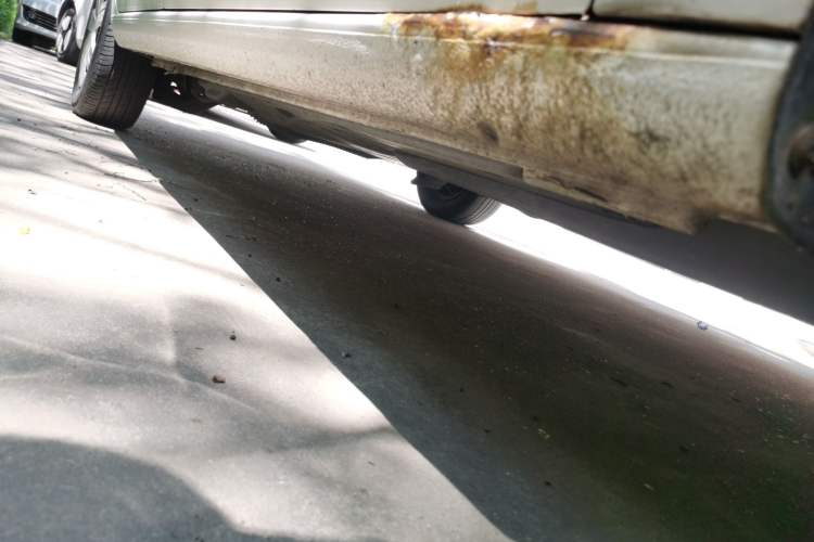 Used Volkswagen Jetta 2013 1.6L Manual Fashion Edition Chassis Front Right