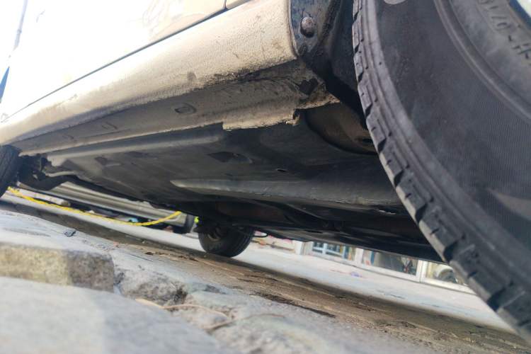 Used Volkswagen Jetta 2013 1.6L Manual Fashion Edition Chassis Front Right