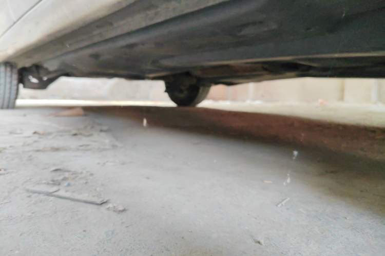 Used Volkswagen Jetta 2013 1.6L Manual Fashion Edition Chassis Front Right