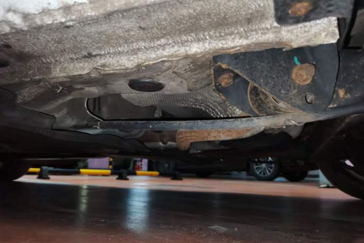 Used Volkswagen Jetta 2013 1.4L Manual Fashion Model Chassis Rear Left