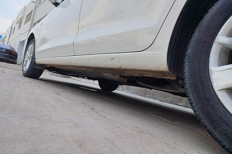 Used Volkswagen Jetta 2013 1.6L Manual Comfort Model Chassis Rear Left