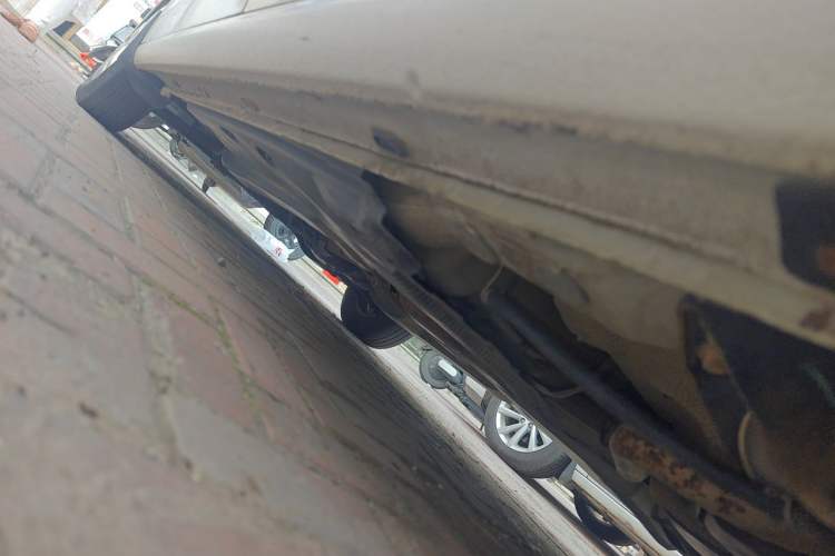 Used Volkswagen Jetta 2013 1.4L Manual Fashion Model Chassis Rear Left