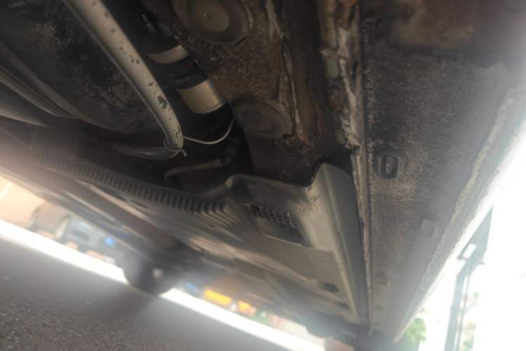 Used Volkswagen Jetta 2013 1.6L Automatic Luxury Model Chassis Rear Right