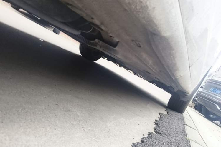Used Volkswagen Jetta 2013 1.6L Manual Comfort Model Chassis Rear Right