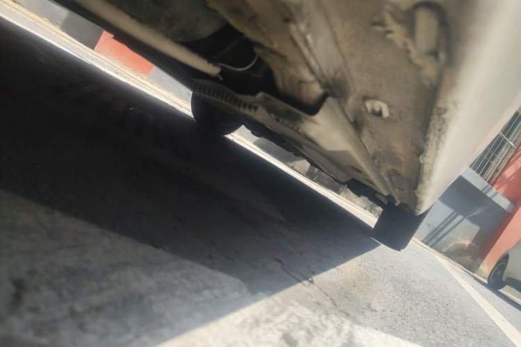 Used Volkswagen Jetta 2013 1.6L Manual Comfort Model Chassis Rear Right
