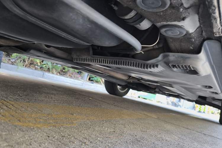 Used Volkswagen Jetta 2013 1.6L Automatic Luxury Model Chassis Rear Right