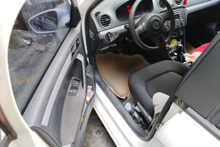 Used Volkswagen Jetta 2013 1.6L Manual Comfort Model Driver Seat