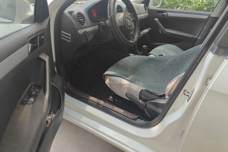 Used Volkswagen Jetta 2013 1.4L Manual Comfort Model Driver Seat