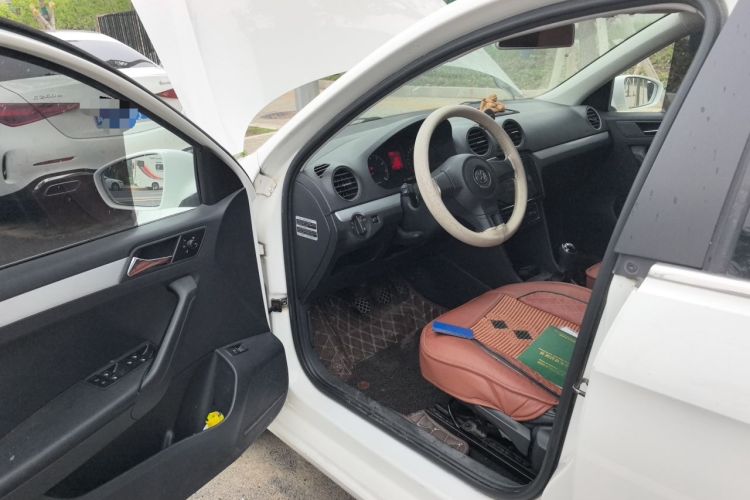 Used Volkswagen Jetta 2013 1.6L Manual Comfort Model Driver Seat