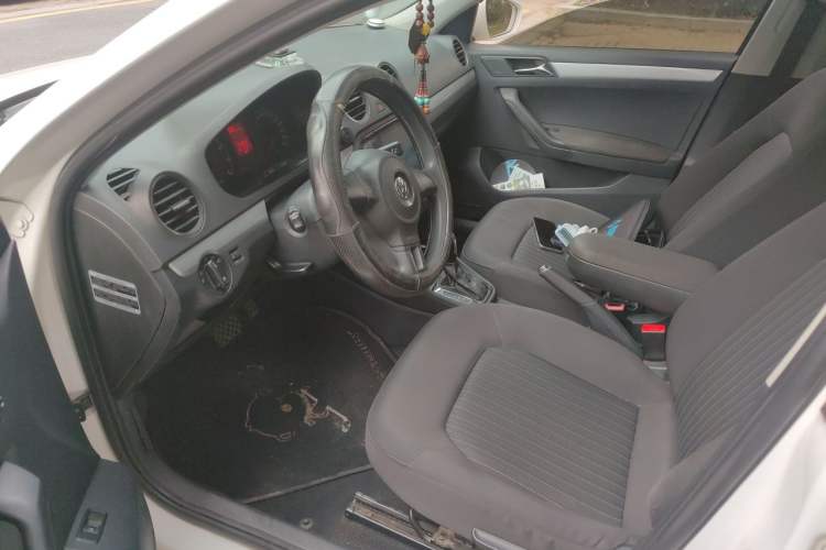 Used Volkswagen Jetta 2013 1.6L Automatic Comfort Model Driver Seat