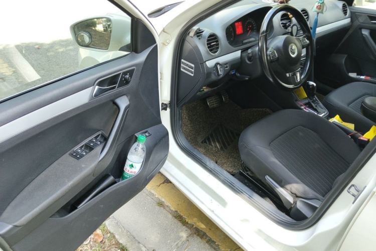 Used Volkswagen Jetta 2013 1.6L Automatic Comfort Model Driver Seat