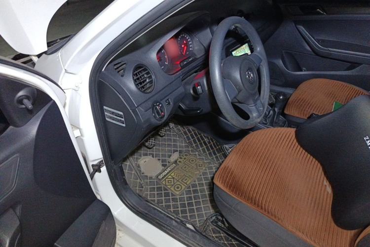 Used Volkswagen Jetta 2013 1.4L Manual Fashion Model Driver Seat