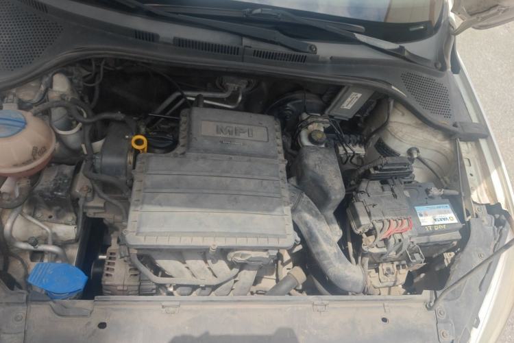 Used Volkswagen Jetta 2013 1.6L Automatic Luxury Model Engine Bay
