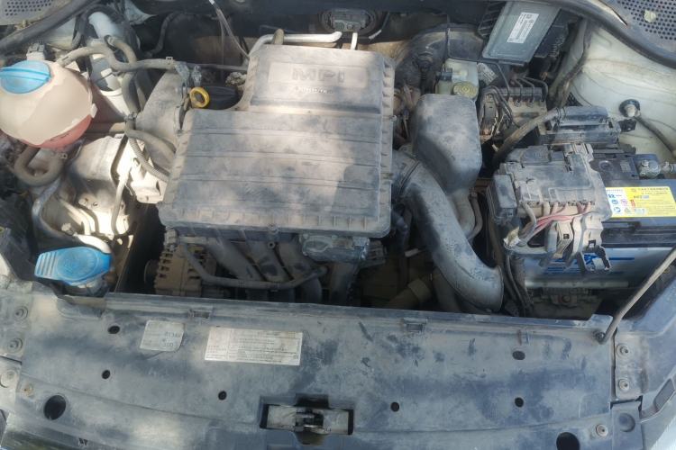 Used Volkswagen Jetta 2013 1.6L Automatic Fashion Model Engine Bay