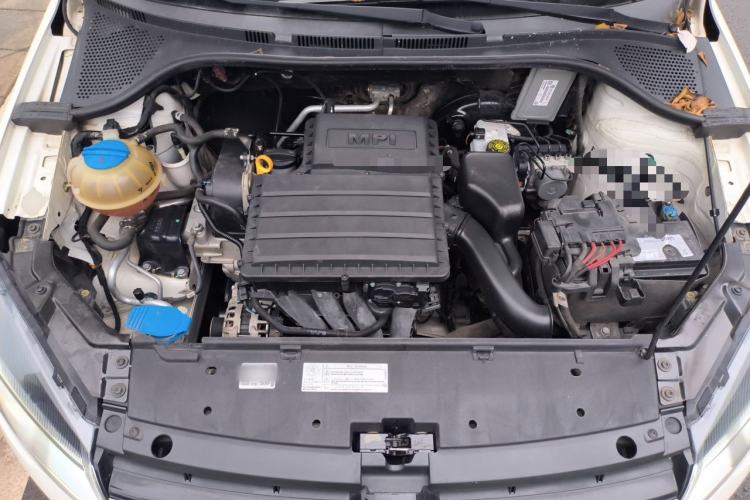 Used Volkswagen Jetta 2013 1.6L Manual Fashion Edition Engine Bay