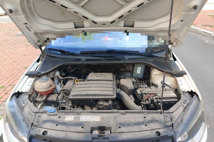 Used Volkswagen Jetta 2013 1.6L Manual Fashion Edition Engine Bay