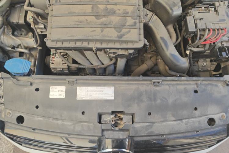 Used Volkswagen Jetta 2013 1.6L Automatic Fashion Model Engine Bay
