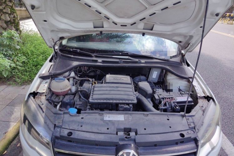 Used Volkswagen Jetta 2013 1.6L Manual Comfort Model Engine Bay