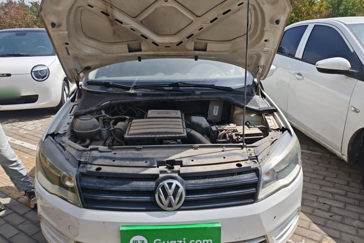Used Volkswagen Jetta 2013 1.4L Manual Fashion Model Engine Bay