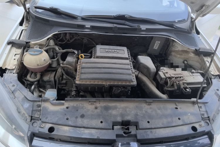 Used Volkswagen Jetta 2013 1.6L Manual Fashion Edition Engine Bay