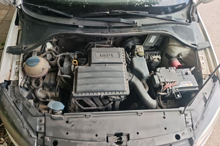 Used Volkswagen Jetta 2013 1.6L Manual Fashion Edition Engine Bay