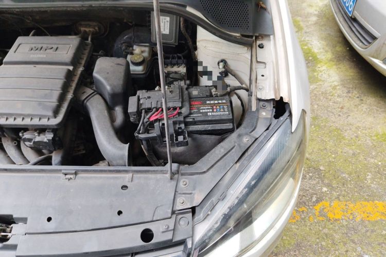 Used Volkswagen Jetta 2013 1.6L Manual Comfort Model Engine Bay Left