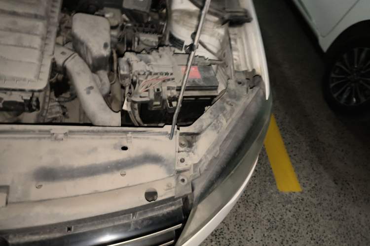 Used Volkswagen Jetta 2013 1.6L Manual Comfort Model Engine Bay Left