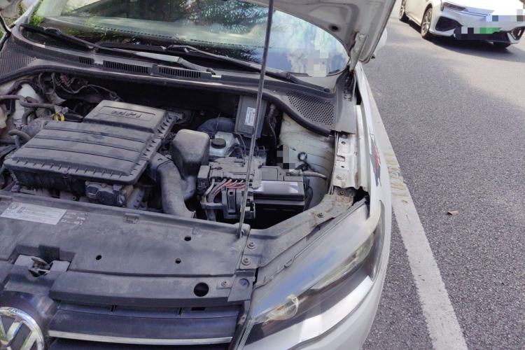 Used Volkswagen Jetta 2013 1.6L Manual Comfort Model Engine Bay Left