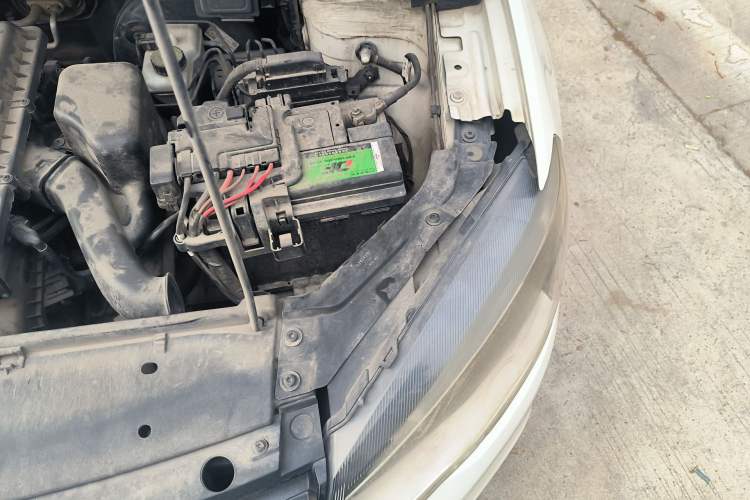 Used Volkswagen Jetta 2013 1.6L Automatic Comfort Model Engine Bay Left