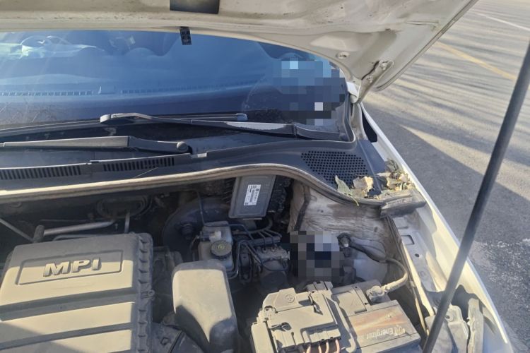 Used Volkswagen Jetta 2013 1.6L Manual Comfort Model Engine Bay Left