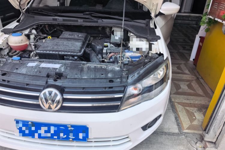 Used Volkswagen Jetta  Engine Bay Left