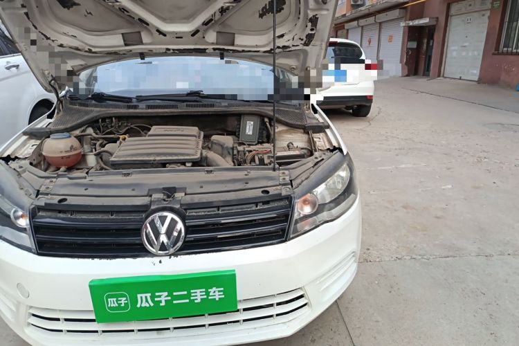Used Volkswagen Jetta 2013 1.6L Manual Fashion Edition Engine Bay Left