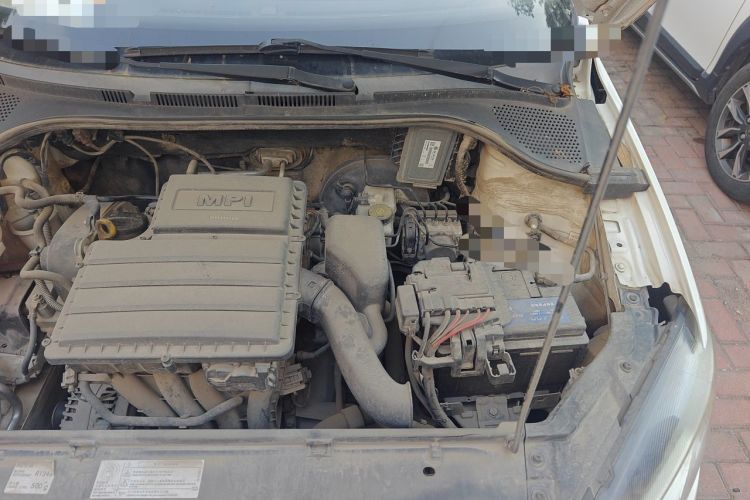 Used Volkswagen Jetta 2013 1.4L Manual Fashion Model Engine Bay Left