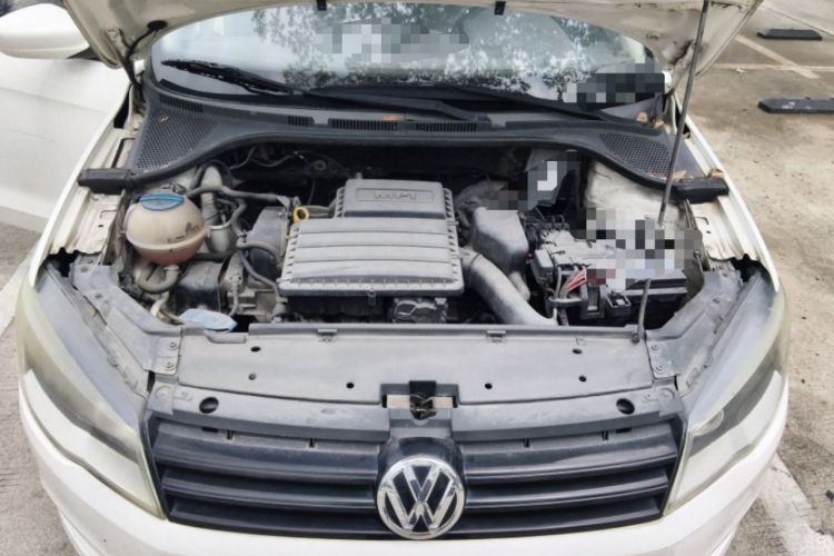 Used Volkswagen Jetta 2013 1.6L Manual Fashion Edition Engine Bay