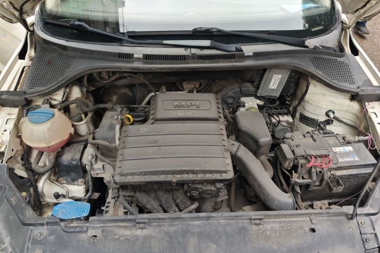 Used Volkswagen Jetta 2013 1.4L Manual Fashion Model Engine Bay
