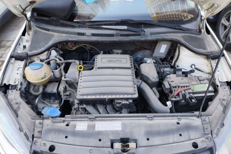 Used Volkswagen Jetta 2013 1.6L Manual Fashion Edition Engine Bay