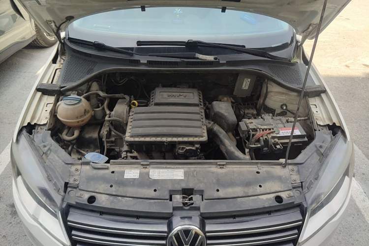 Used Volkswagen Jetta 2013 1.6L Manual Comfort Model Engine Bay