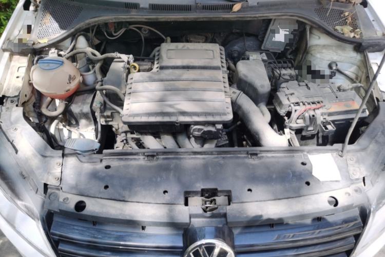 Used Volkswagen Jetta 2013 1.6L Manual Fashion Edition Engine Bay