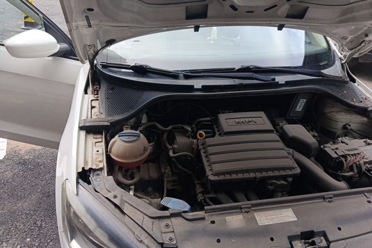 Used Volkswagen Jetta 2013 1.6L Manual Comfort Model Engine Bay Right