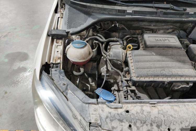 Used Volkswagen Jetta 2013 1.6L Manual Comfort Model Engine Bay Right