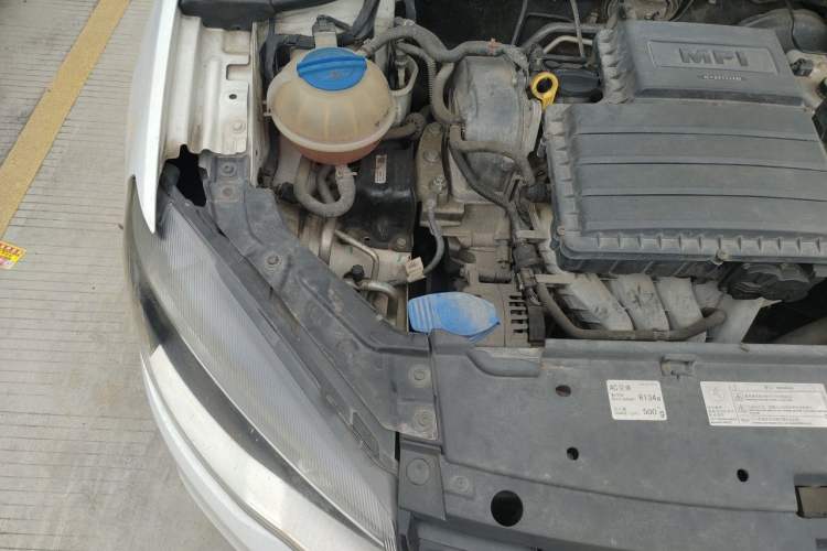 Used Volkswagen Jetta 2013 1.6L Manual Comfort Model Engine Bay Right