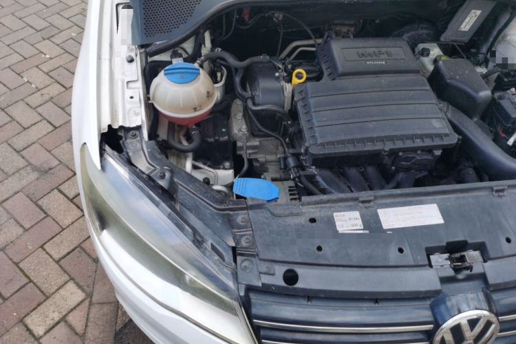 Used Volkswagen Jetta 2013 1.6L Automatic Comfort Model Engine Bay Right