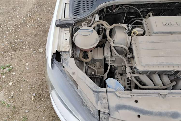 Used Volkswagen Jetta 2013 1.6L Manual Comfort Model Engine Bay Right