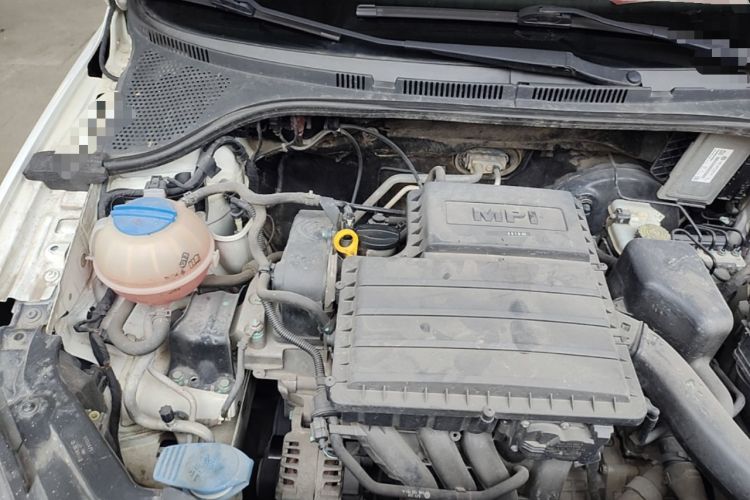 Used Volkswagen Jetta 2013 1.6L Automatic Comfort Model Engine Bay Right