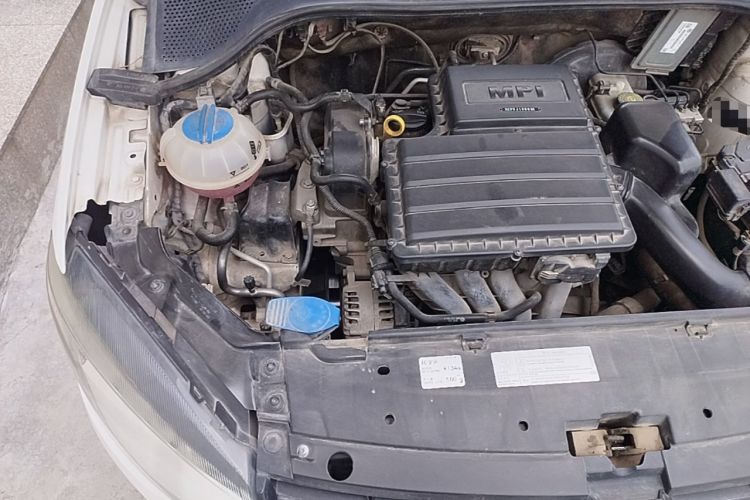 Used Volkswagen Jetta 2013 1.6L Manual Comfort Model Engine Bay Right