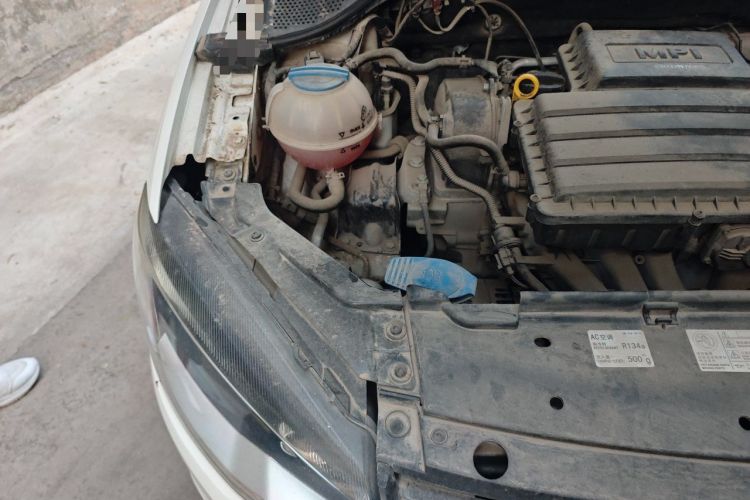 Used Volkswagen Jetta 2013 1.6L Manual Comfort Model Engine Bay Right