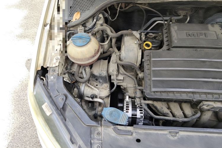 Used Volkswagen Jetta 2013 1.6L Automatic Comfort Model Engine Bay Right